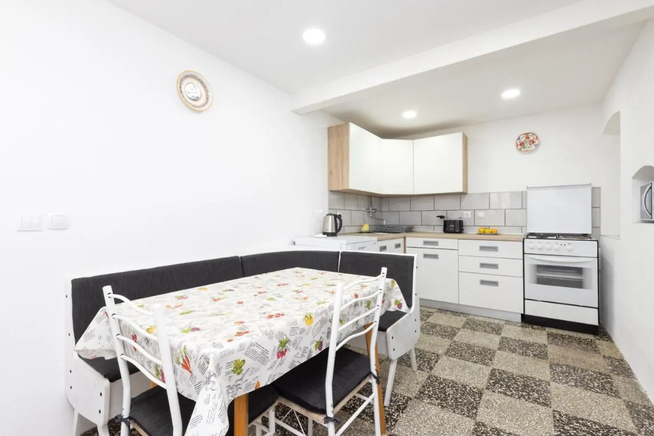 Apartments Ivna Veli Losinj