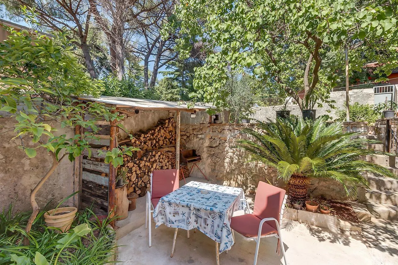 Apartments Ivna Veli Losinj