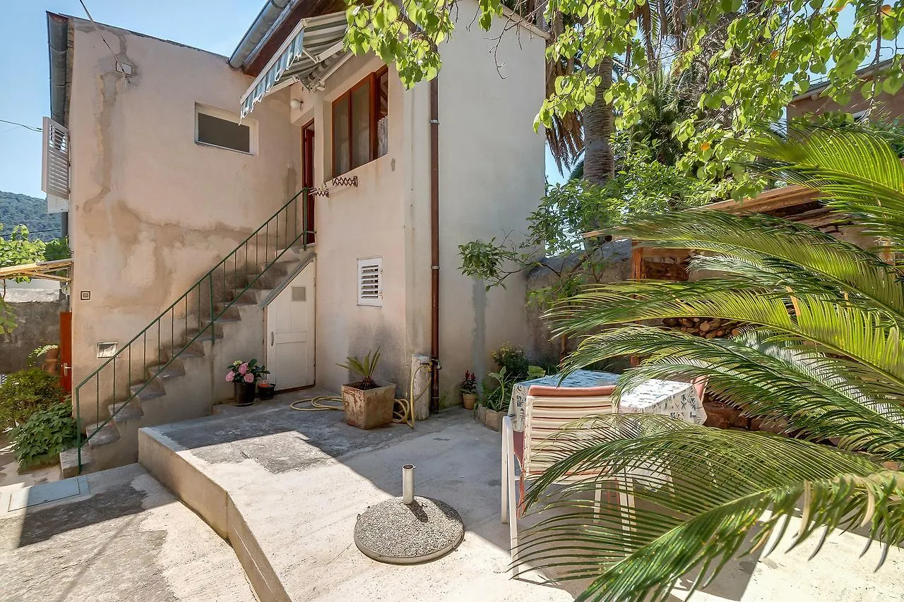Apartments Ivna Veli Losinj 0*,