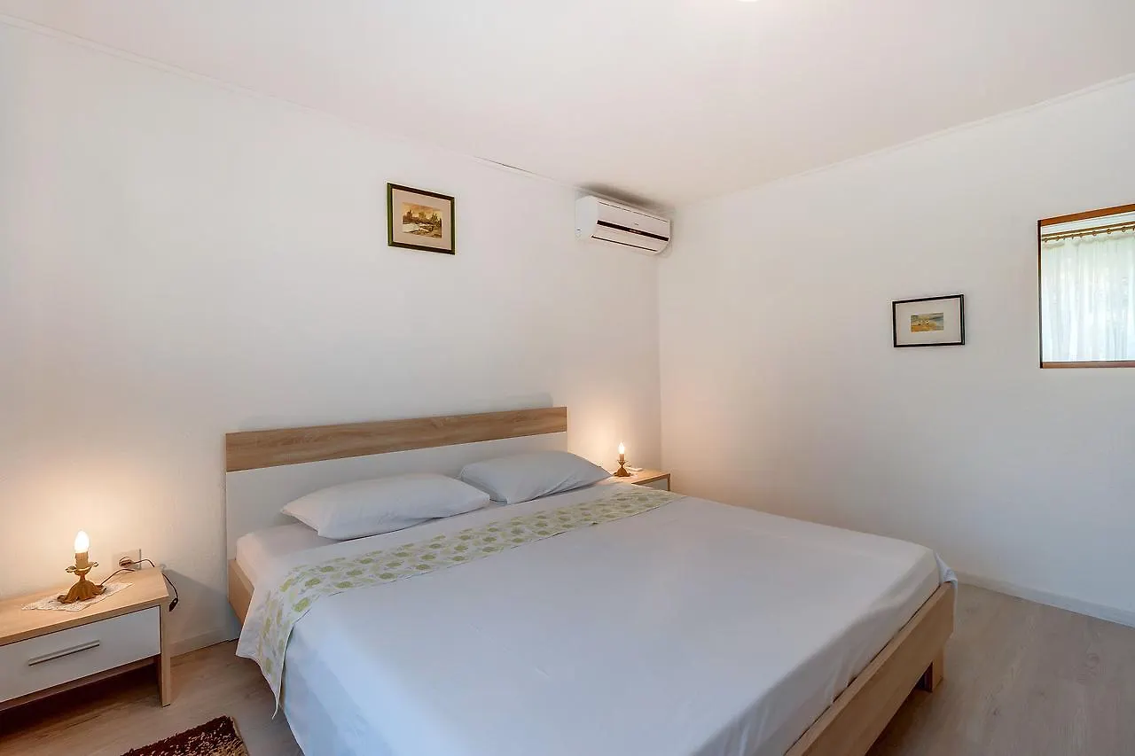 Apartments Ivna Veli Losinj