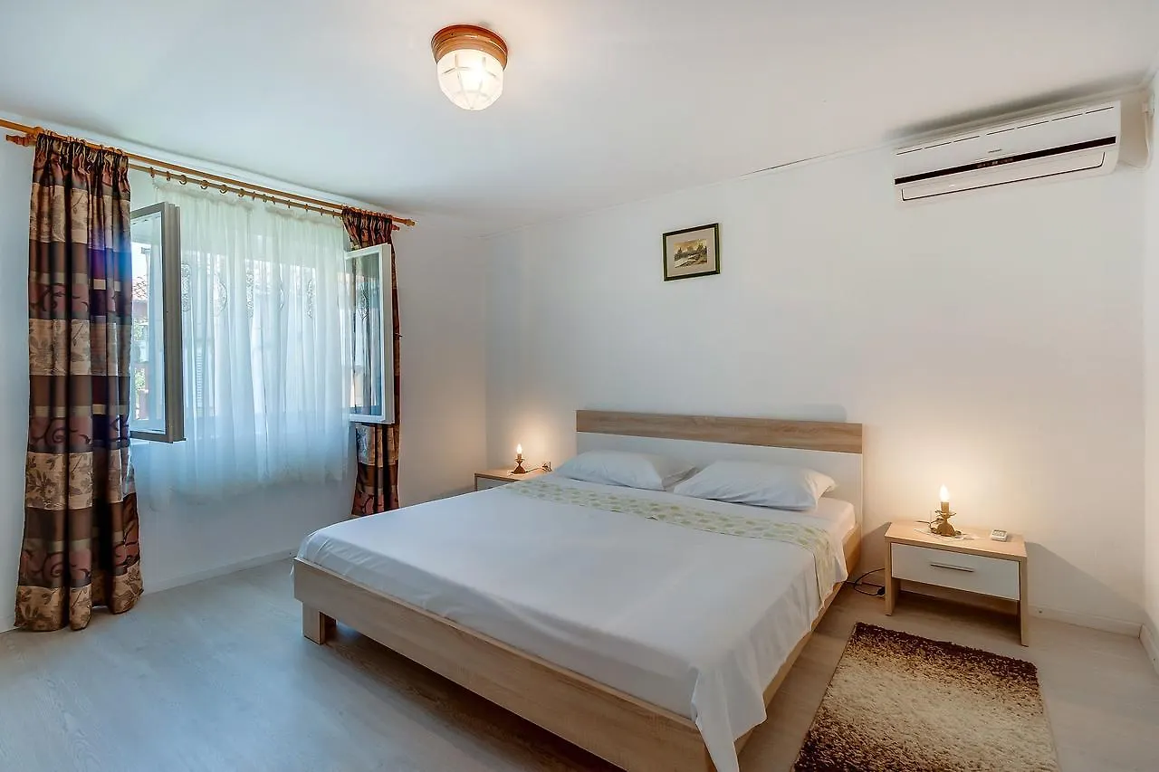 Apartments Ivna Veli Losinj